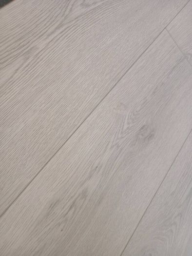 New 7mm Grey Laminated Flooring