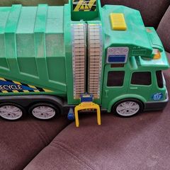 Garbage truck