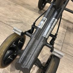 Knee walker