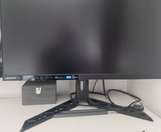 Lenovo Legion R27q-30 27" QHD Gaming Monitor