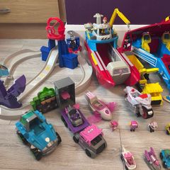 Paw Patrol toys 50+ pieces