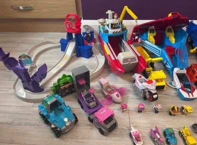 Paw Patrol toys 50+ pieces