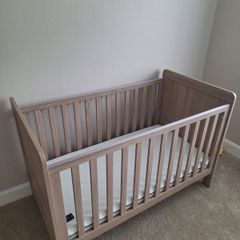 Mamas & Papas Atlas Cot Bed