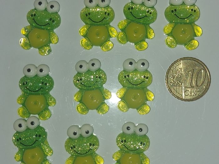 Frog Resin Cabochon pk.10