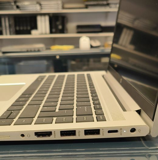 HP ProBook 440 G9 14'' Notebook i5-1235U 12th Gen 16GB RAM 256GB SSD Windows 11 Pro.