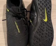 Nike phantom football boots