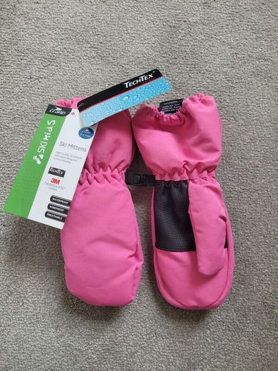 BNWT Girl's Ski Mittens, size: 3-4 years