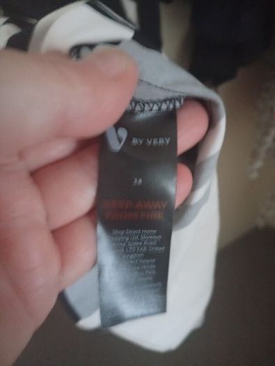 New Dress with tags very nice and dressy.