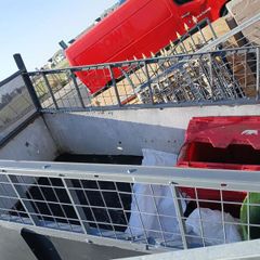 Car trailer