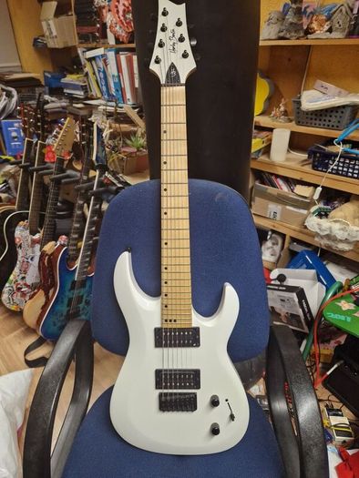 7 String Harley Benton Guitar (read description)