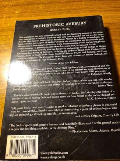 Prehistoric Avebury. Aubrey Burl