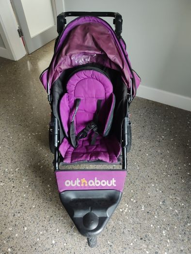 Out n About single buggy