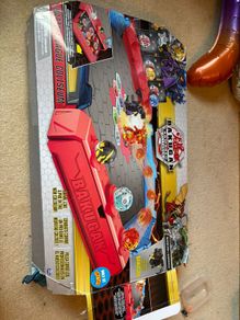 BAKUGAN Battle League Coliseum, Deluxe Game Board with Exclusive