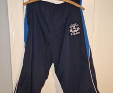 Everton Shorts - XL size
