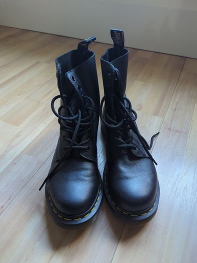 Dr Martens 1460 Pascal Boots