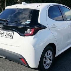 Toyota Yaris 2020 automatic 1L