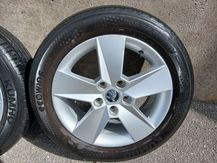 Skoda Octavia Alloys