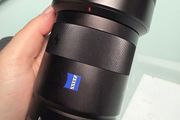 NEW Sony Carl Zeiss Sonnar FE 1.8/55 ZA E-Mount Lens
