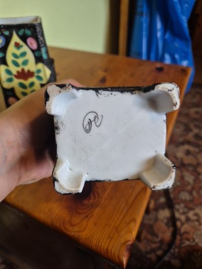 Pair of vintage ceramics, signed.