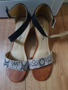 Wedge sandals