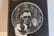 1  The Gauntlet (Movie Tie- n starring Clint Eastwood, Sondra Locke and Pat Hingle.)