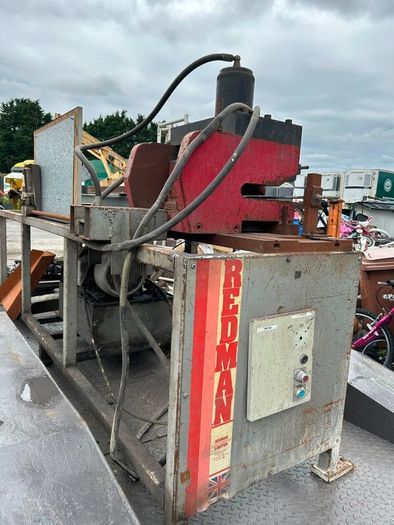 Redman Hydraulic press, clamper