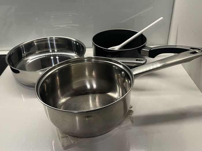 Cooking Pots   From  10 Euro