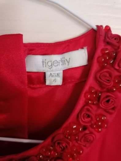 Girls dress,like new, age 4