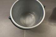 Plastic bucket