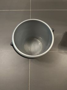 Plastic bucket