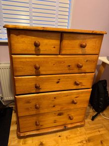Chest of drawers