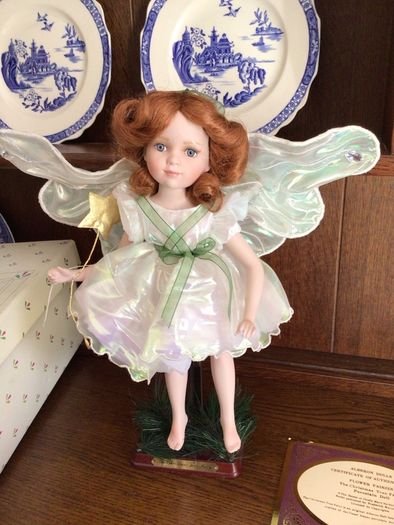 Collectible China Alberon Christmas Fairy Doll with stand in box