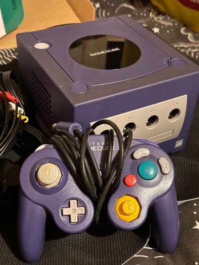 Nintendo GameCube console and games Mario