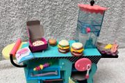 LOL Food Stand