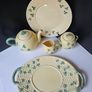 Bordallo Pinheiro Majolica Breakfast Set "Shamrock" Image 3