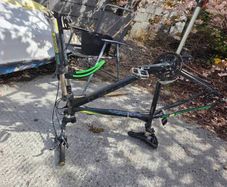 Carreara bike and wheel's needs fixing
