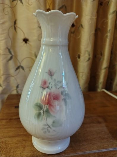 Vintage Donegal Parian China Irish Rose Bud Vase