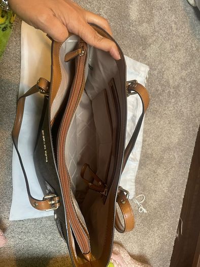 Michael Michael Kors/ Voyager Medium Logo Tote Bag