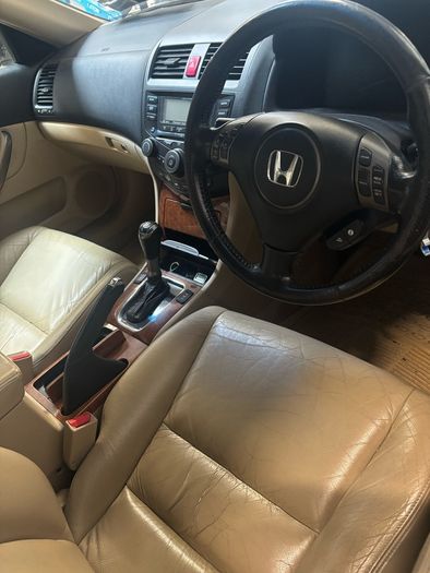 2006 Honda Accord Automatic - Breaking for Parts