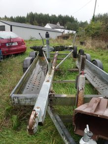 Boat trailer