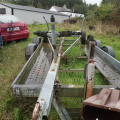 Boat trailer