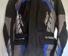 rst jacket and pants