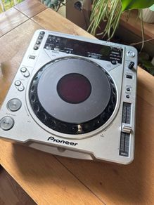 Pro DJ Pioneer CDJ - 800MK2  x 2