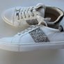 Carvela Image 4