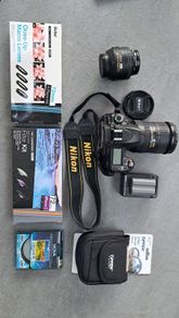 Nikon D80 DSLR + 18-200mm lens +...
