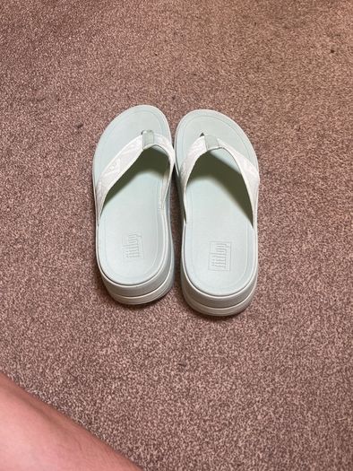 Flip flops
