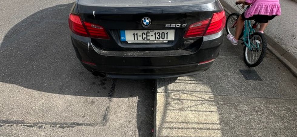 2011 BMW 5 Series (read ad)