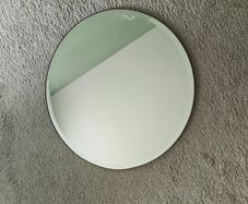 Round Mirror with bevelled edge