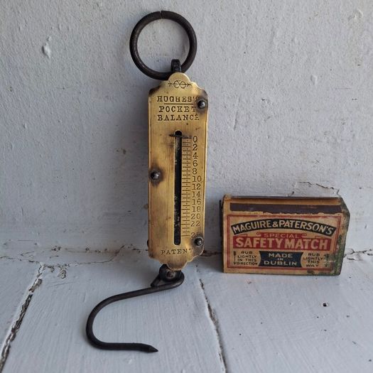 Hughes Pocket Spring Balance Scale