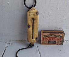 Hughes Pocket Spring Balance Scale